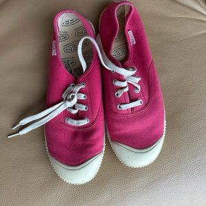 Keen Sneakers Size 10